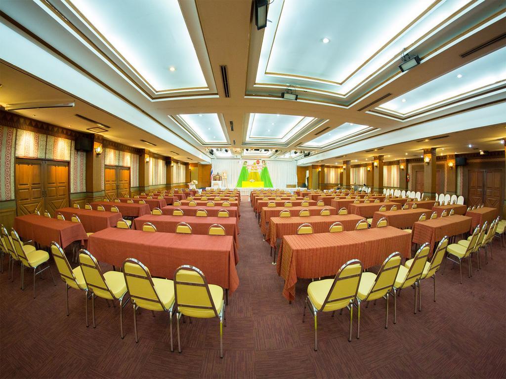 Phrae Nakara Hotel Екстериор снимка